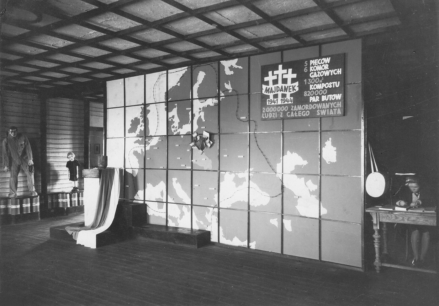 Majdanek 1945.jpg